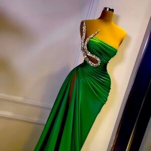 Bridesmaid/prom/evening dresss